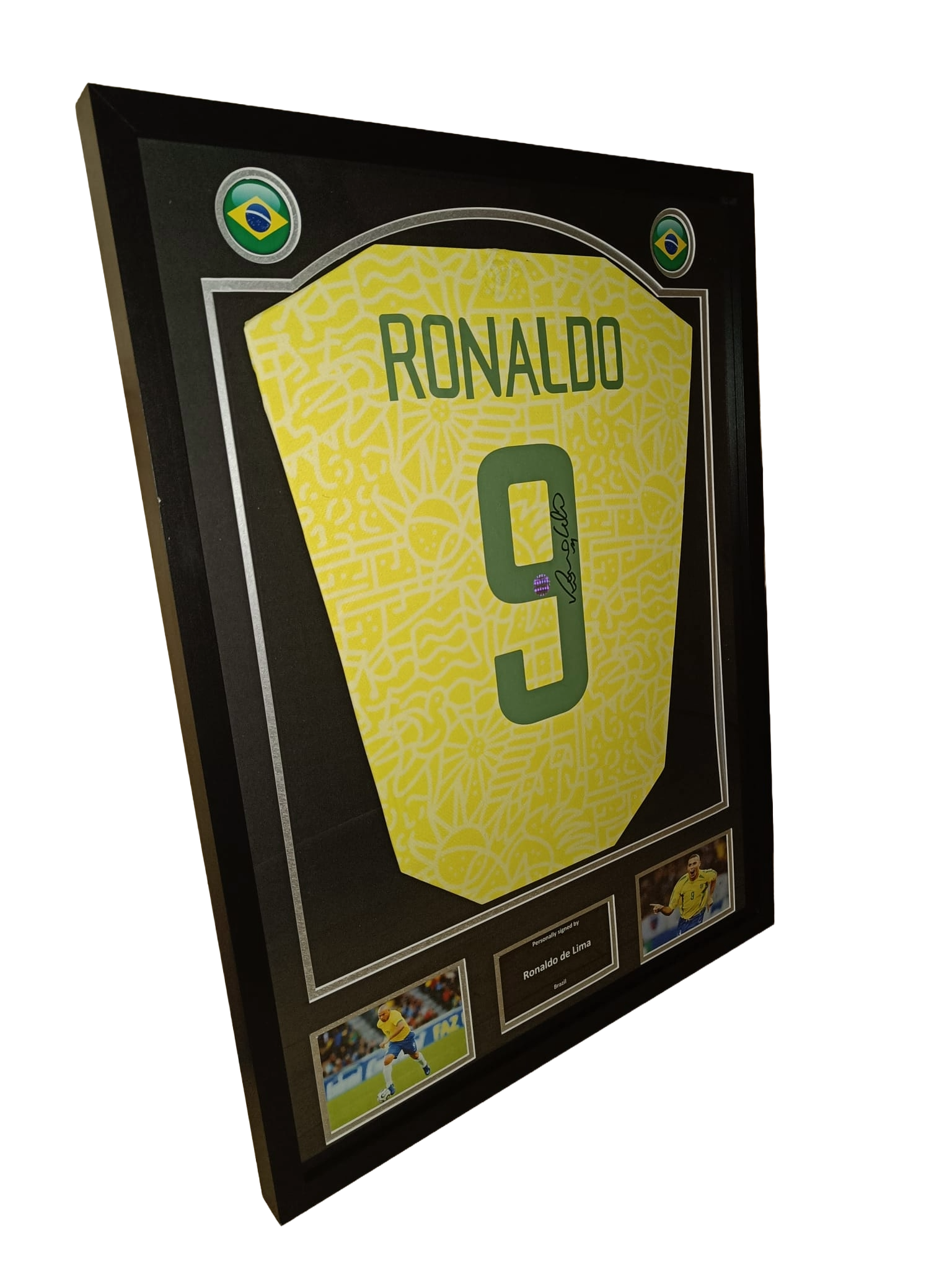 Signed shirt Ronaldo De Lima - Brazil - Framed