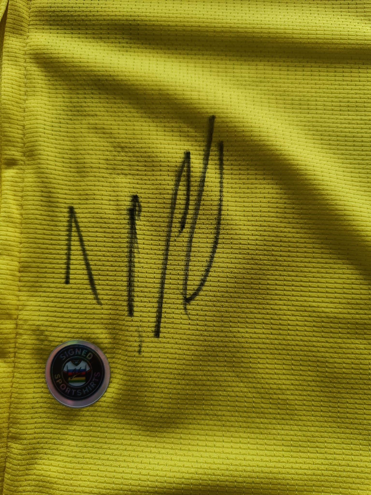 Signed yellow jersey Tour de France - Jasper Philipsen - Framed 9