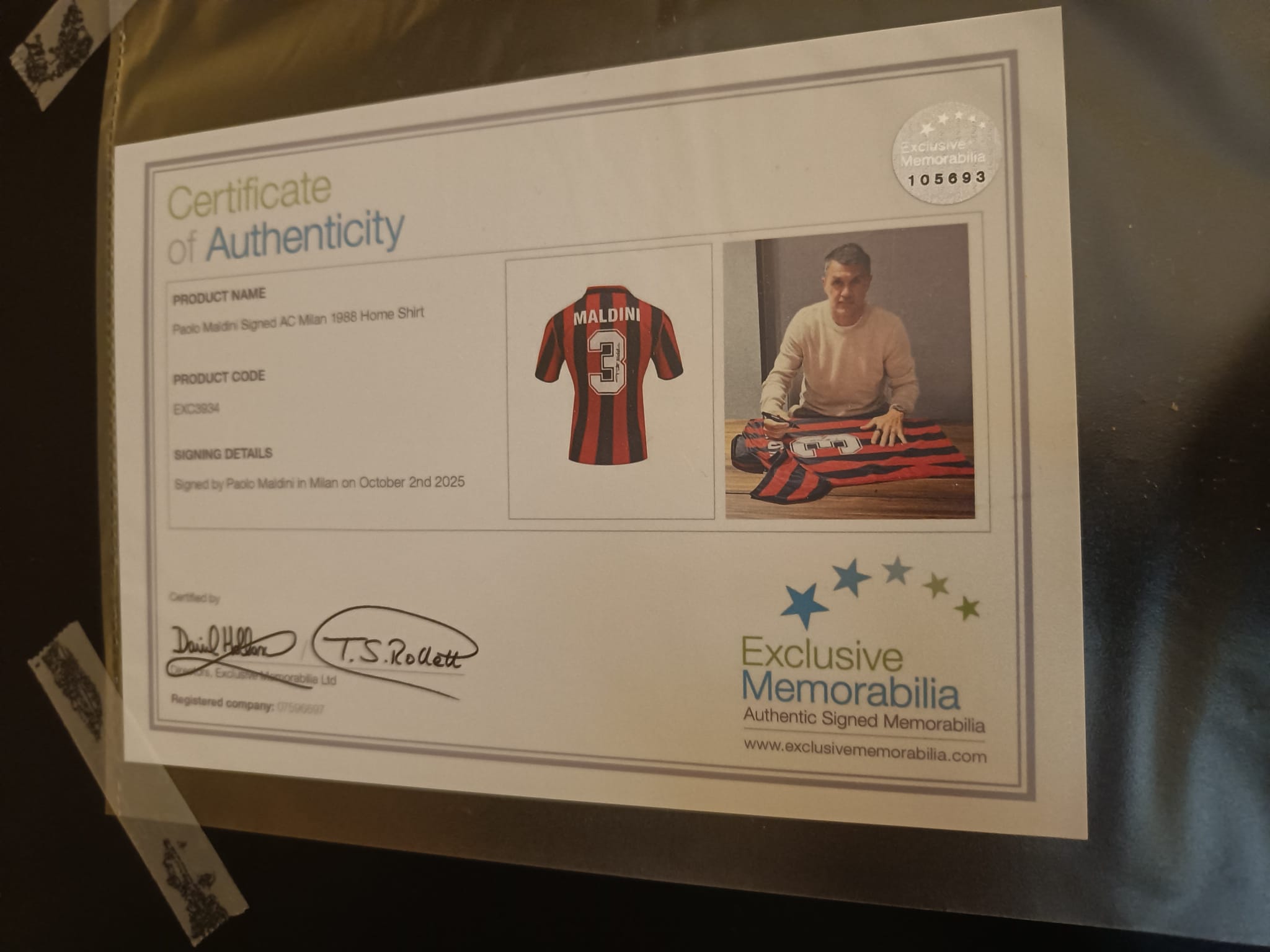 Signed shirt Paolo Maldini - AC Milan - Framed 5
