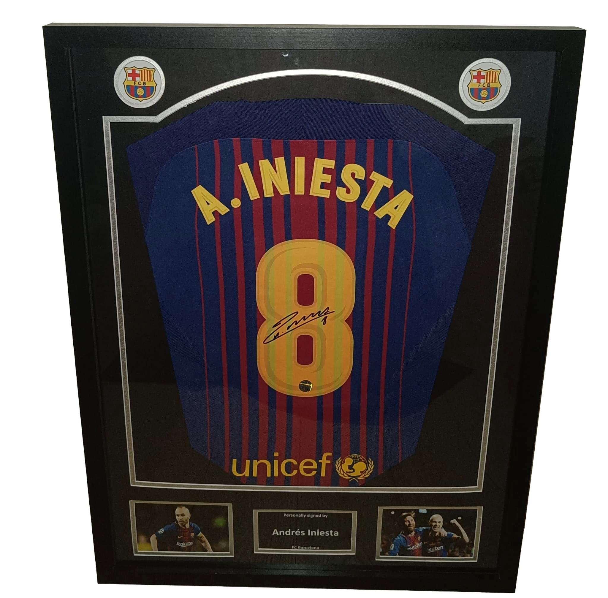 Signed shirt Andres Iniesta - Barcelona - Framed