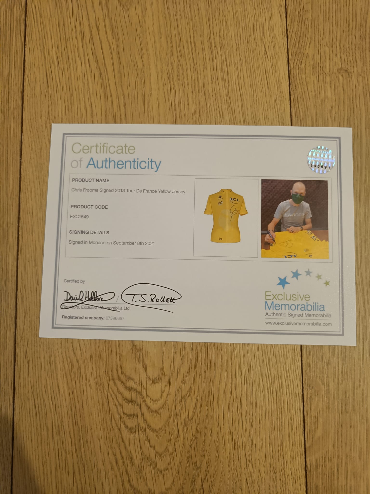 Signed yellow jersey - Chris Froome - Framed 5