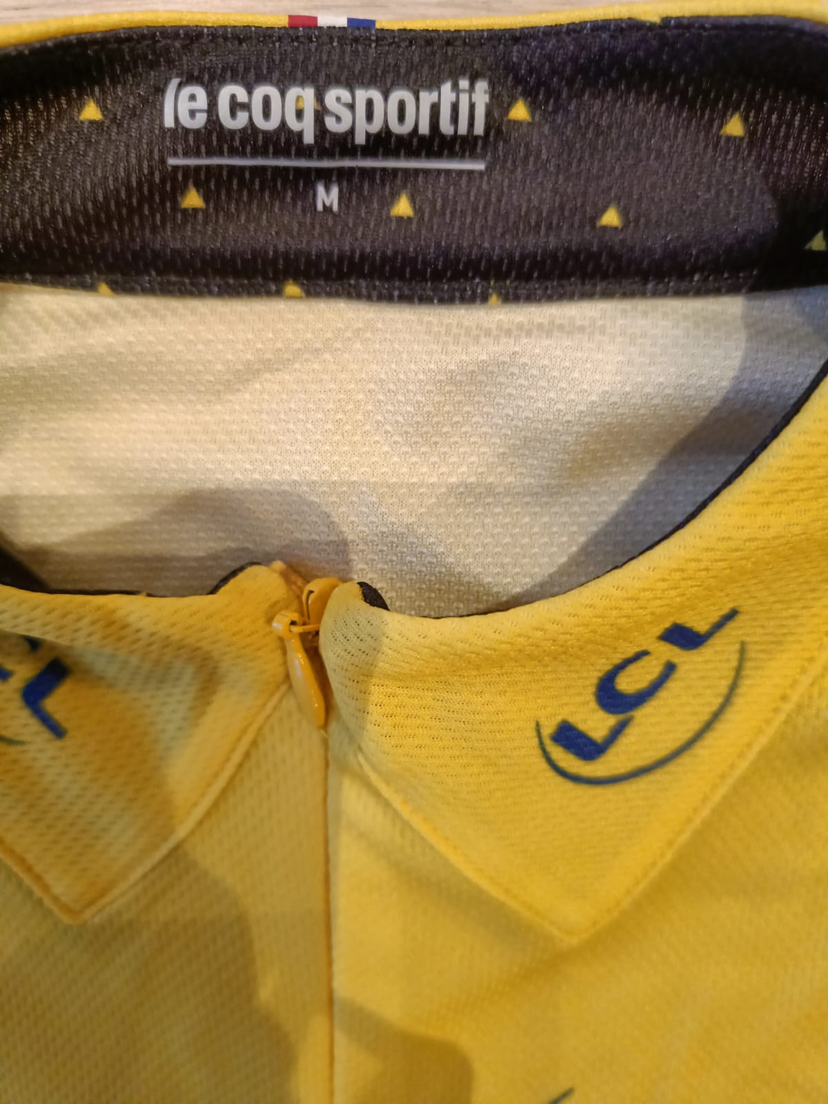 Signed yellow jersey - Chris Froome - Framed 9