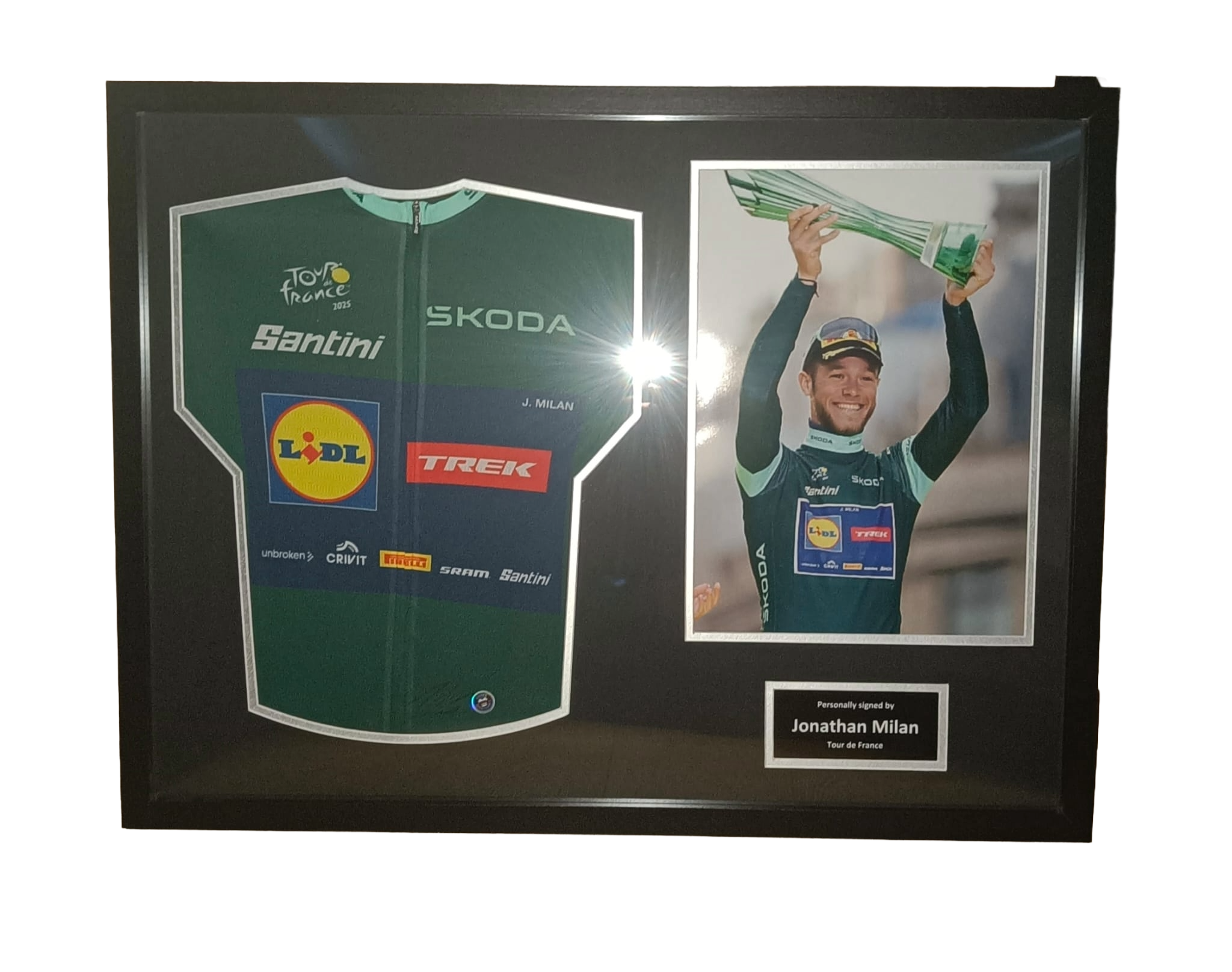 Signed green jersey Tour de France - Jonathan Milan - Framed 3