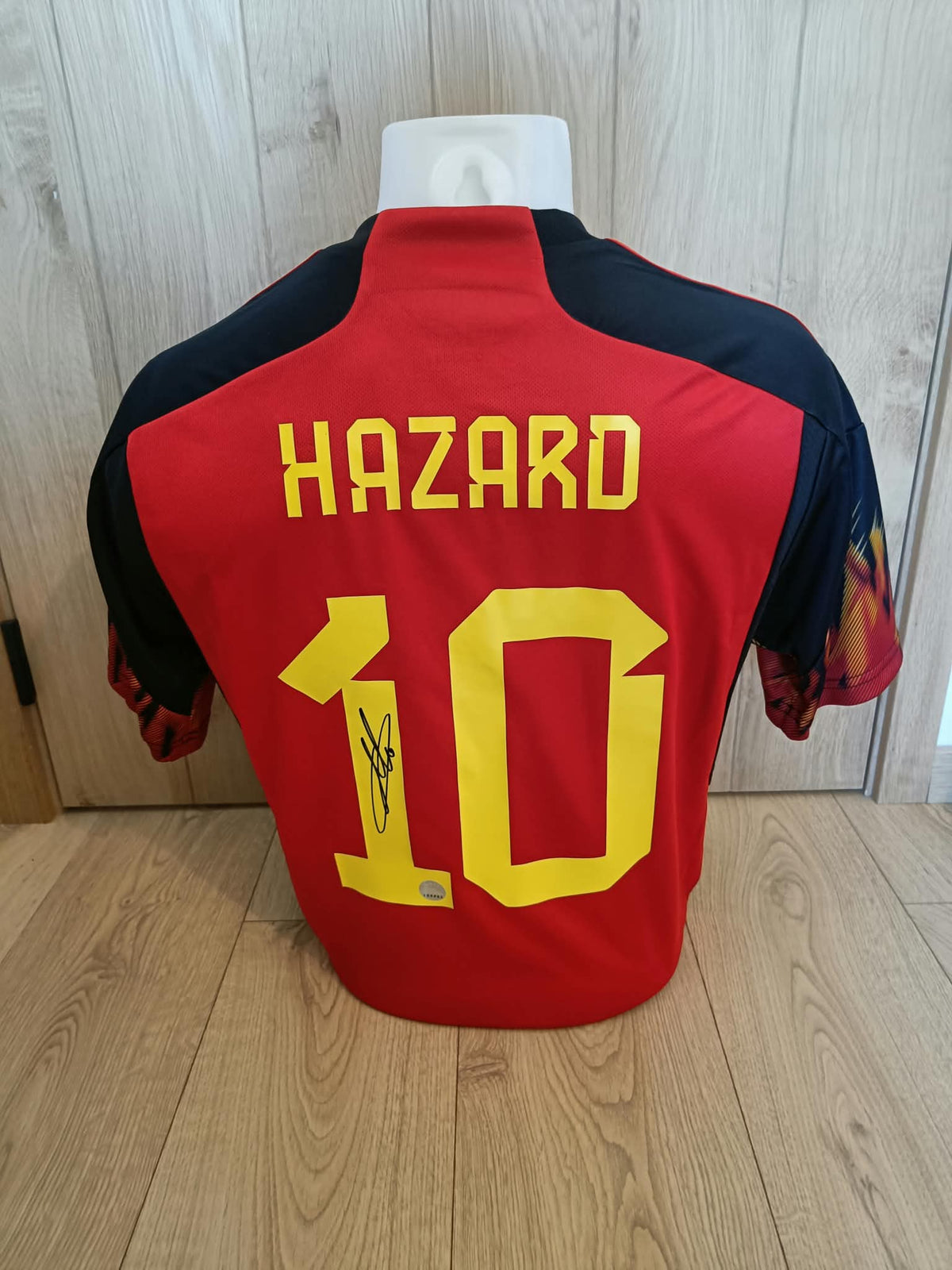 Signed shirt Eden Hazard - Belgium