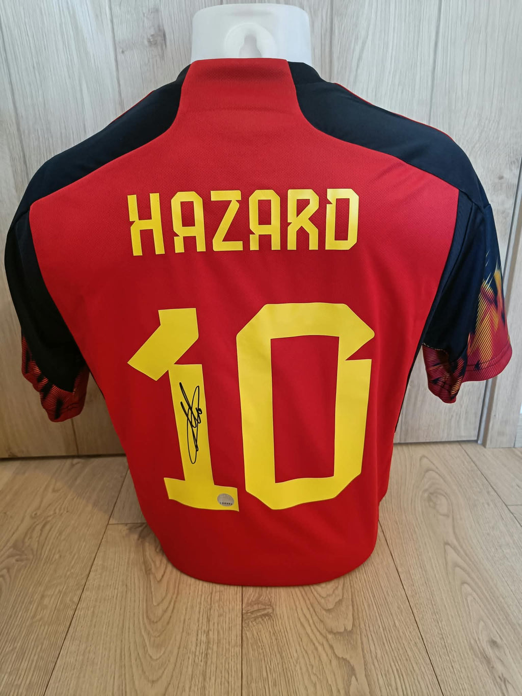 Signed shirt Eden Hazard - Belgium 2